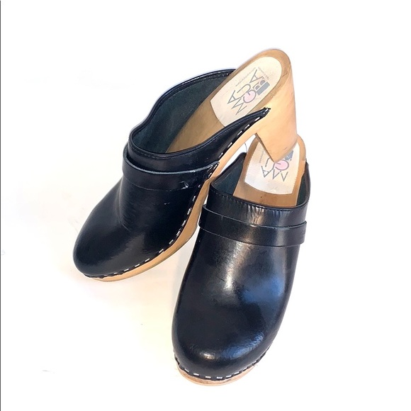 Maguba Stockholm Black Size 40 Clogs EUC W Light Unvarnished Alder Wood … - Picture 1 of 13